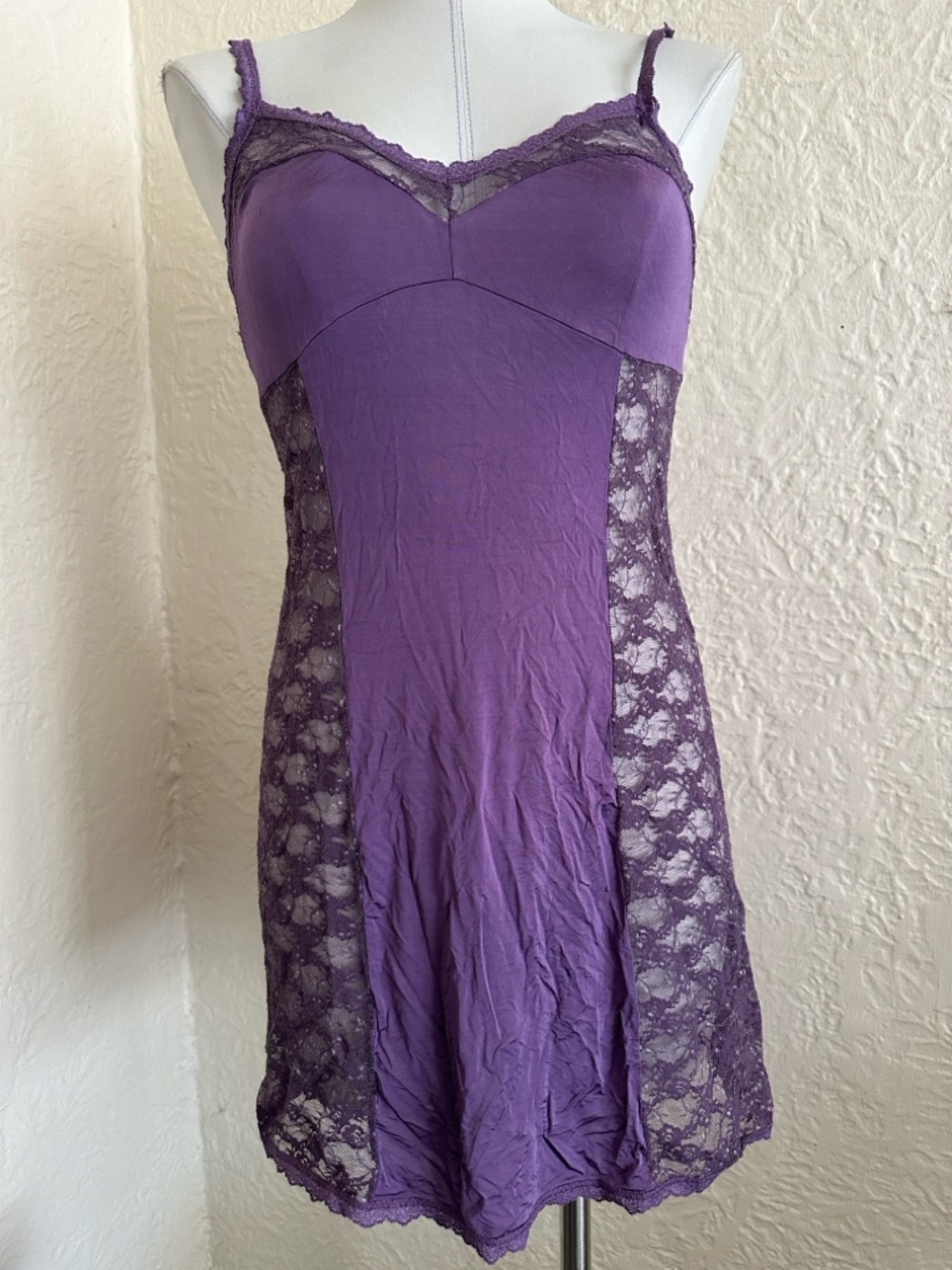 Hanky Panky Purple Lace Slip Small